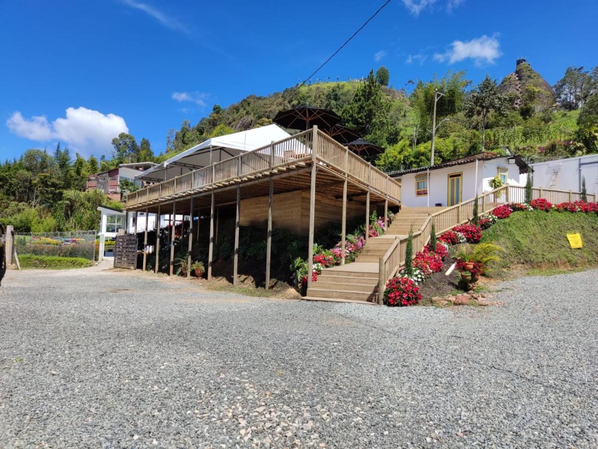 Hotel Aguas Abiertas Guatapé Buitenkant foto